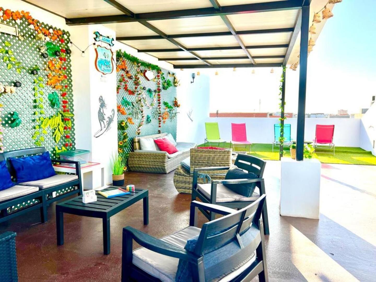 Animos! Apartments: Modern City & Beach Getaway for Nomads & Families Santa Maria Exterior photo