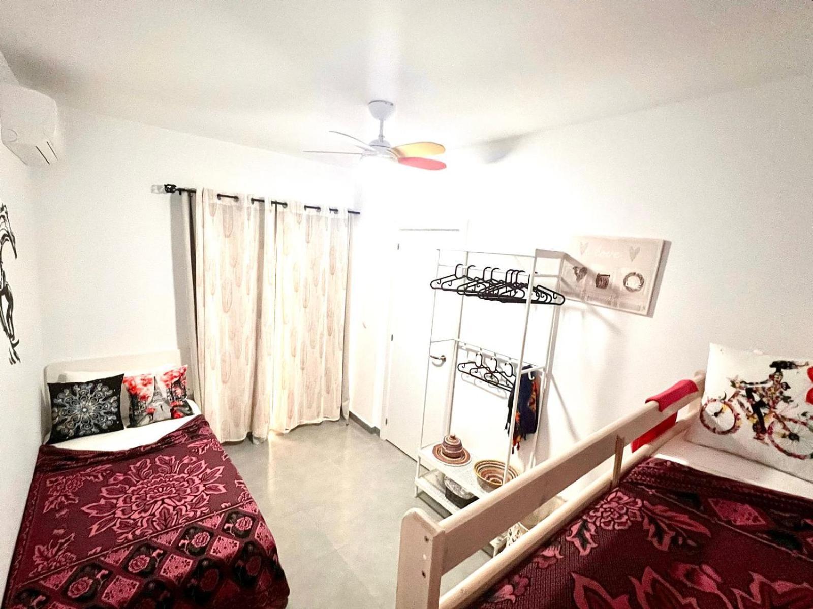 Animos! Apartments: Modern City & Beach Getaway for Nomads & Families Santa Maria Exterior photo